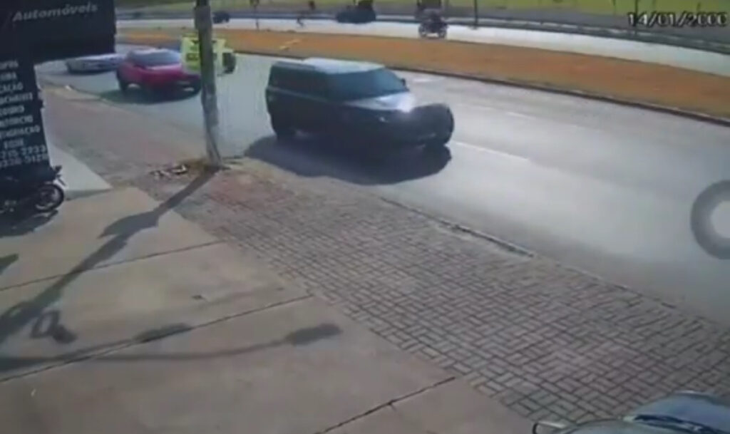 Câmera flagra atropelamento fatal em Várzea Grande
