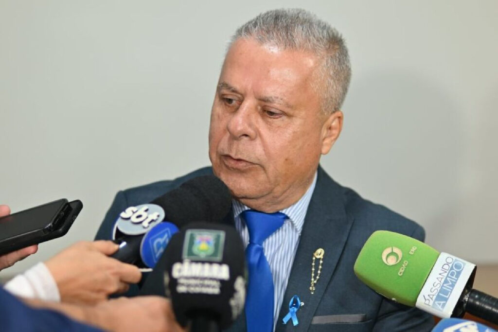 Vereadores trocam insultos e ameaças em sessão da Câmara de Cuiabá