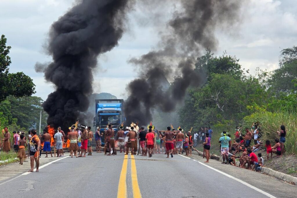 Povo Pataxó sofre violência em retomada de terra na Bahia