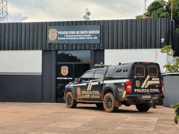Morador Surpreendido com Roubo em Casa