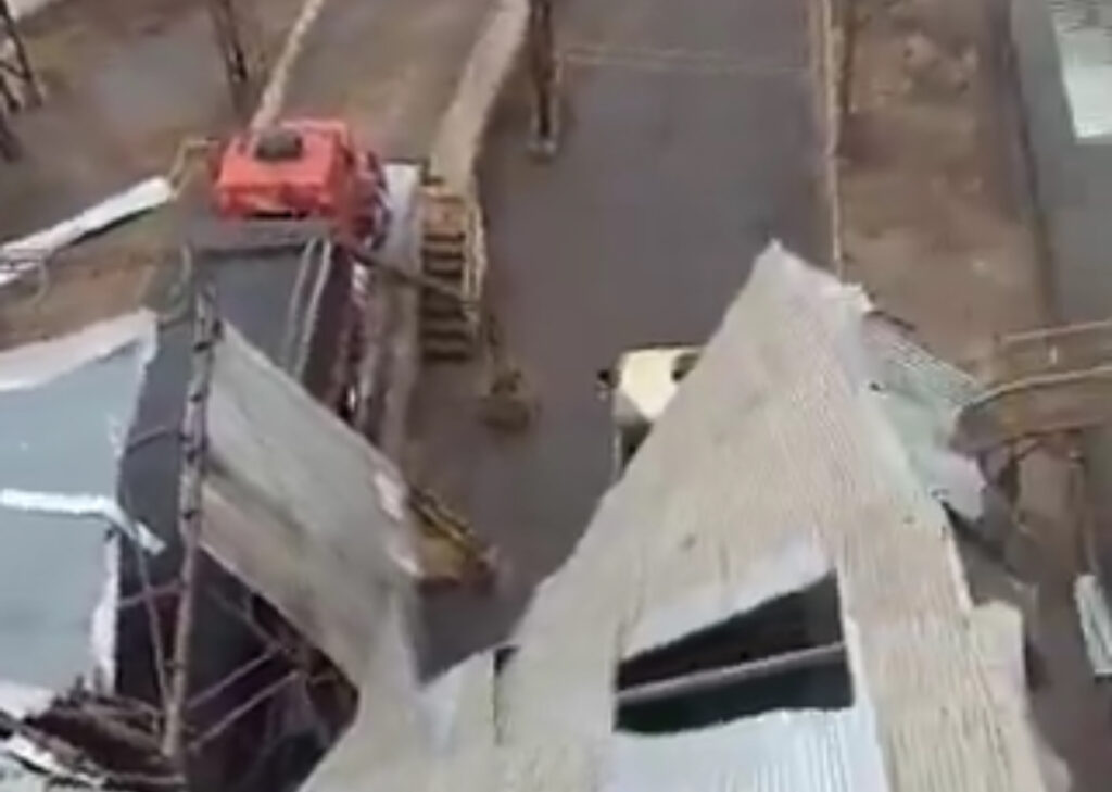 Vendaval destrói parte de empresa no Distrito Industrial de Cuiabá