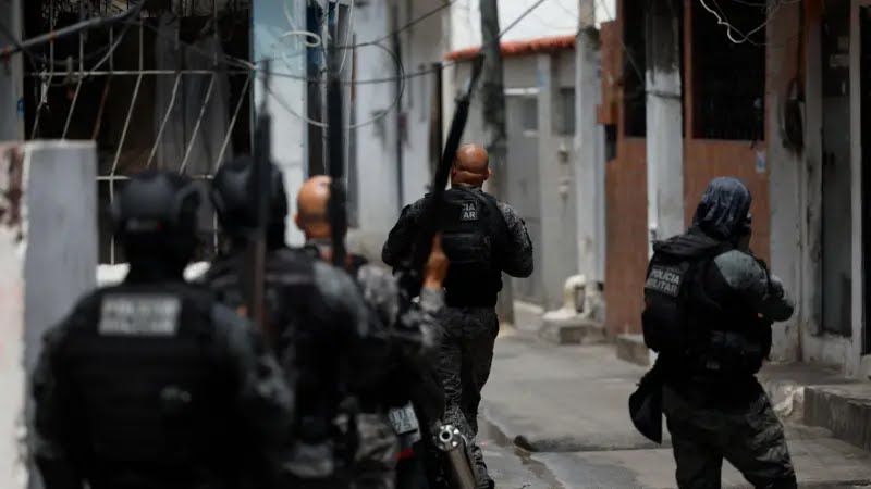 Operação policial no Pantanal: 64 mortos e 81 presos