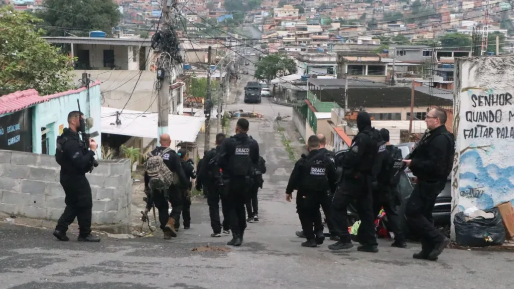 ADPF 635: entenda a ação que restringe operações policiais em favelas