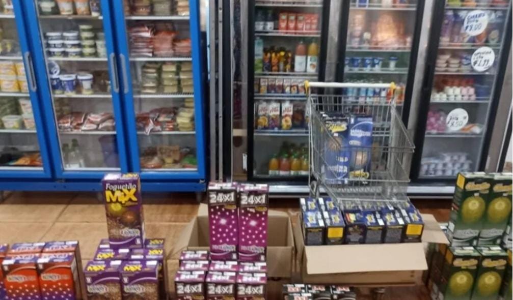 Procon apreende cervejas vencidas e fogos em operação