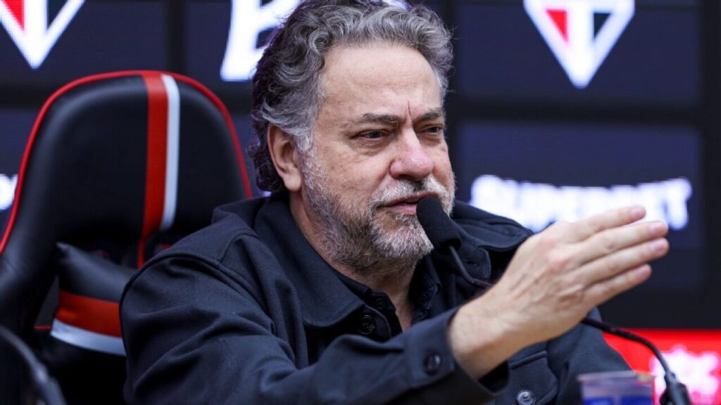 Crise no São Paulo: conselheiros pedem renúncia de presidente após goleada