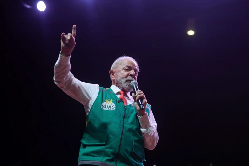 Lula rebate críticas de chanceler alemão sobre Belém com ironia