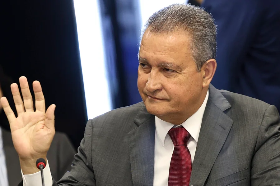 Bastidores Políticos: Mensagem de Vice-governador Agita o Cenário Nacional