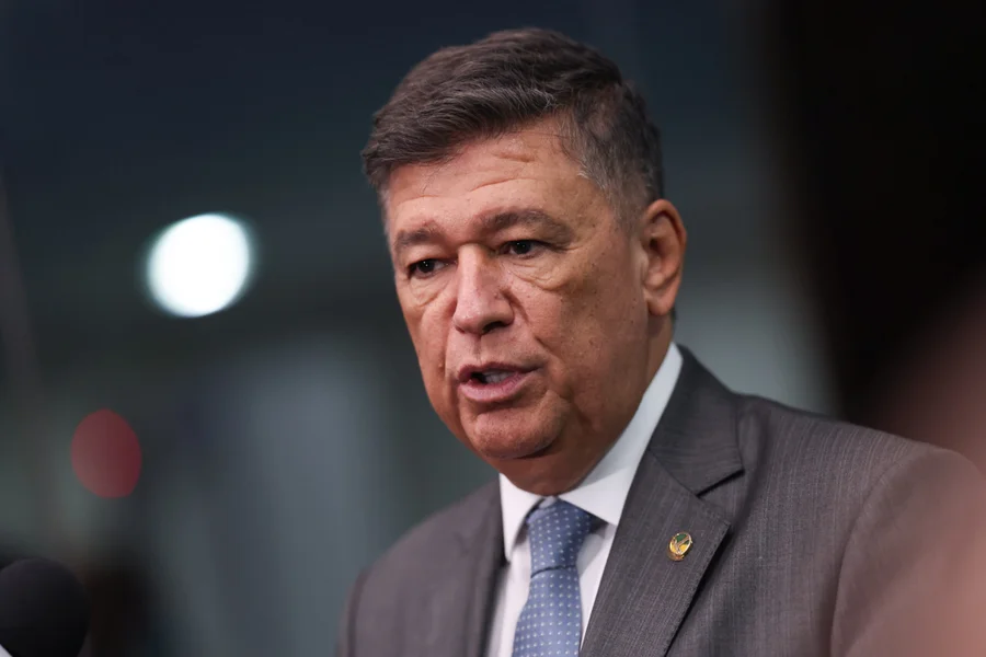Bastidores de Brasília: Cpmi Busca Diálogo com Stf Sobre Sigilo de Lulinha