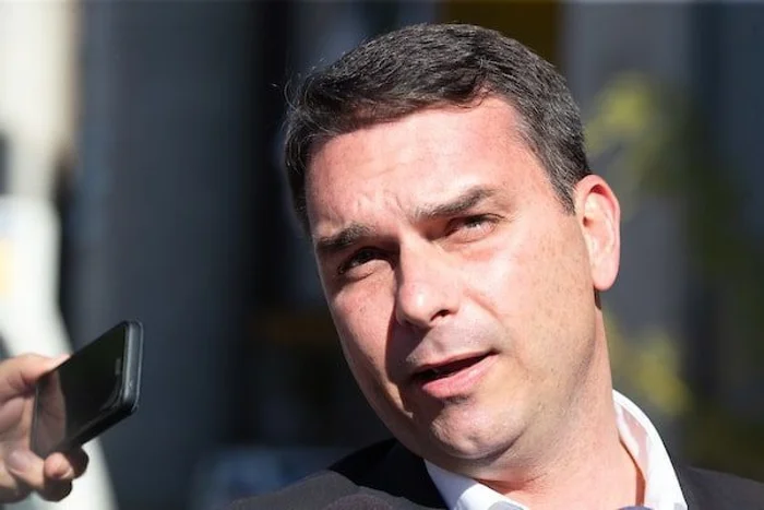 Deputado Federal Márcio Marinho Nega Vínculo com Empresário Após Citação em Investigação