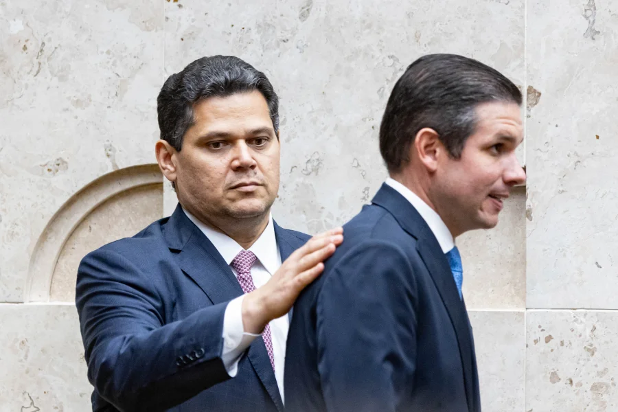 Silêncio em Brasília Sobre o Caso Master Gera Incertezas para o Setor Produtivo