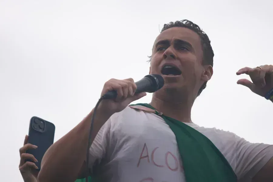 Nikolas se manifesta sobre Ramagem após pri… e repercute entre lideranças e mora em destaque