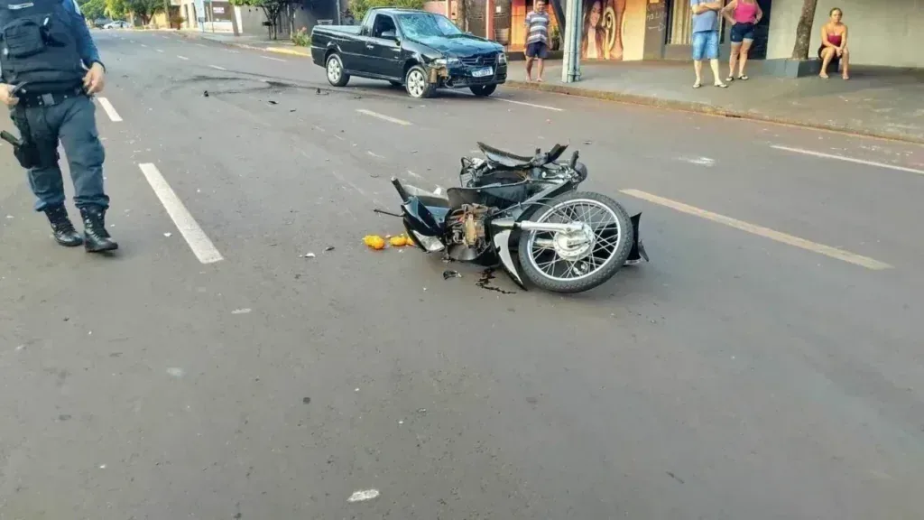 Acidente entre motos deixa dois feridos em Rondonópolis e mobiliza a comunidade em destaque