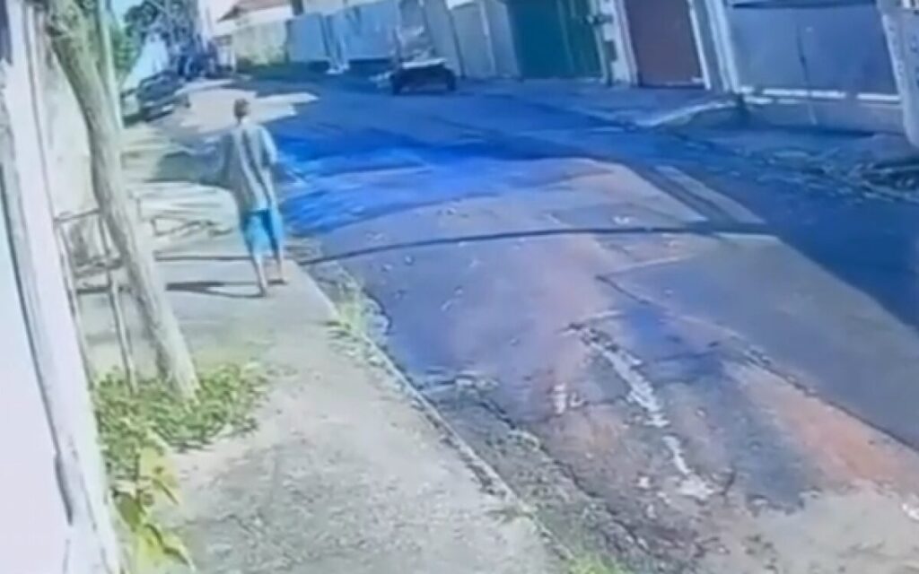 Homem é eletrocutado após fio de alta tensão cair em r… e repercute entre morado em destaque