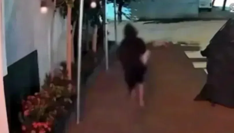 Polícia detém quatro suspeitos, incluindo menores, por furtos em… e mobiliza a c em destaque