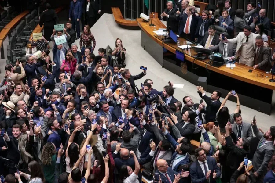 O que o STF fará após a derrubada dos vetos… e repercute entre lideranças e mora em destaque