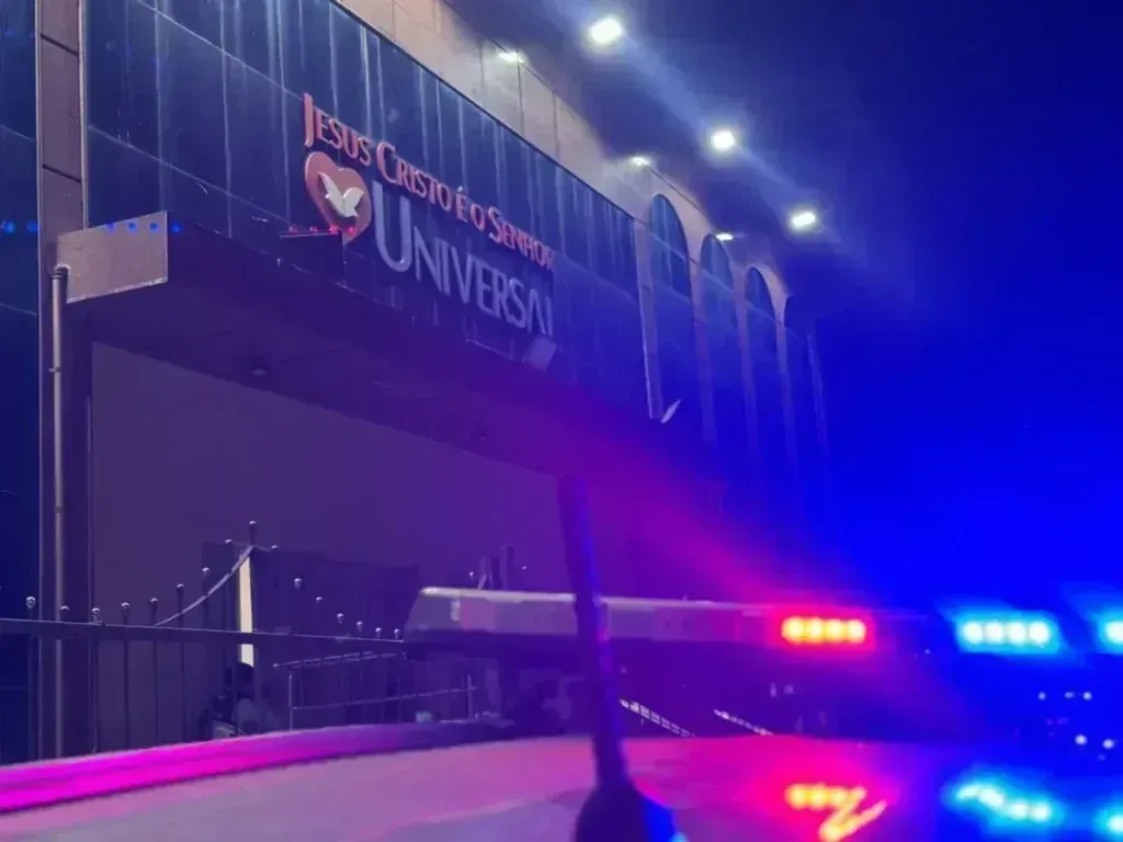 Homem morre dentro de igreja no centro de Cuiabá após passar mal e mobiliza a co em destaque