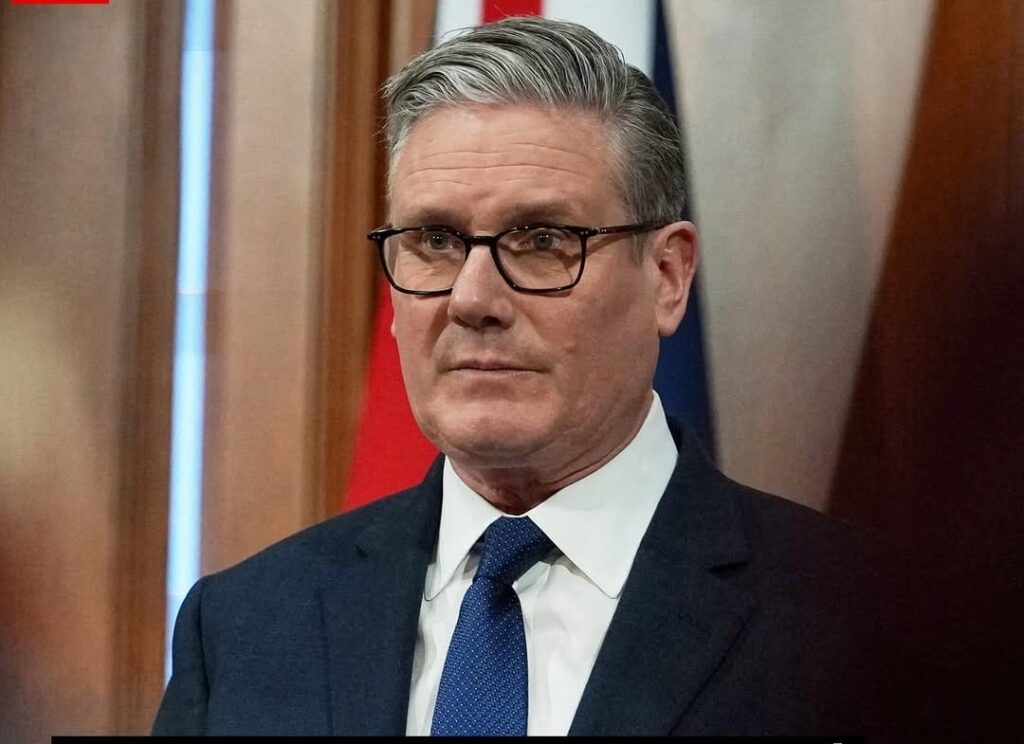 Keir Starmer liderança Reino Unido eleições locais em destaque
