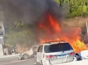 acidente BR-470 Indaial comunidade incêndio bloqueio em destaque
