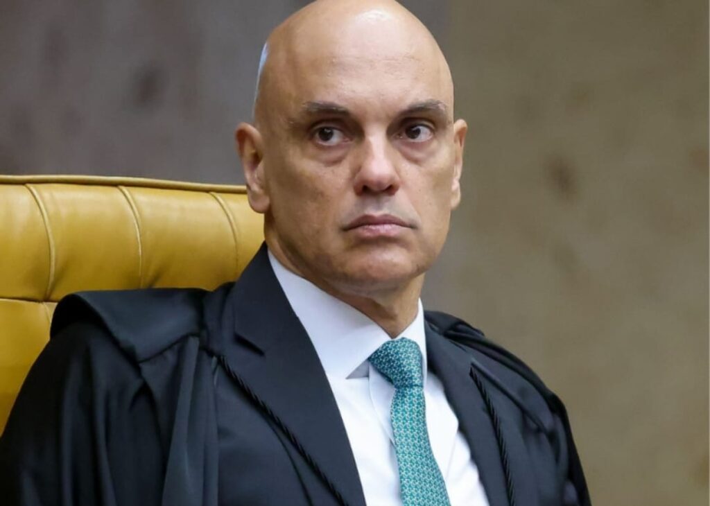 ação judicial Alexandre de Moraes comunidades em destaque
