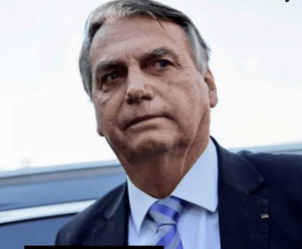 Polícia indicia segurança e isenta Bolsonaro em caso de pistola em destaque